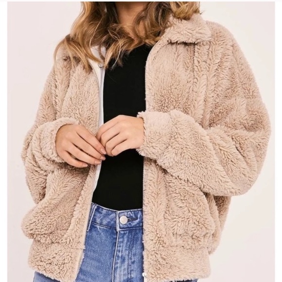 Sherpa Coat - Picture 2 of 9